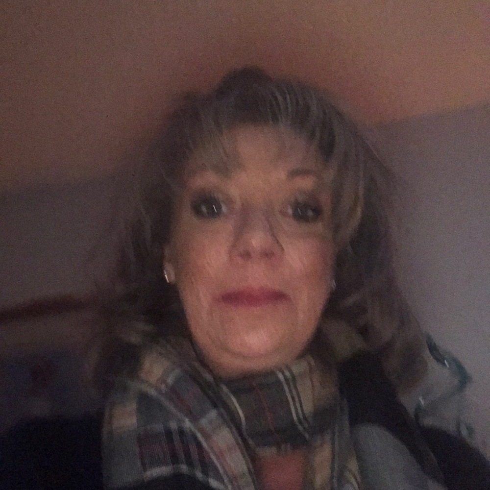 Meet your Posher, Christine